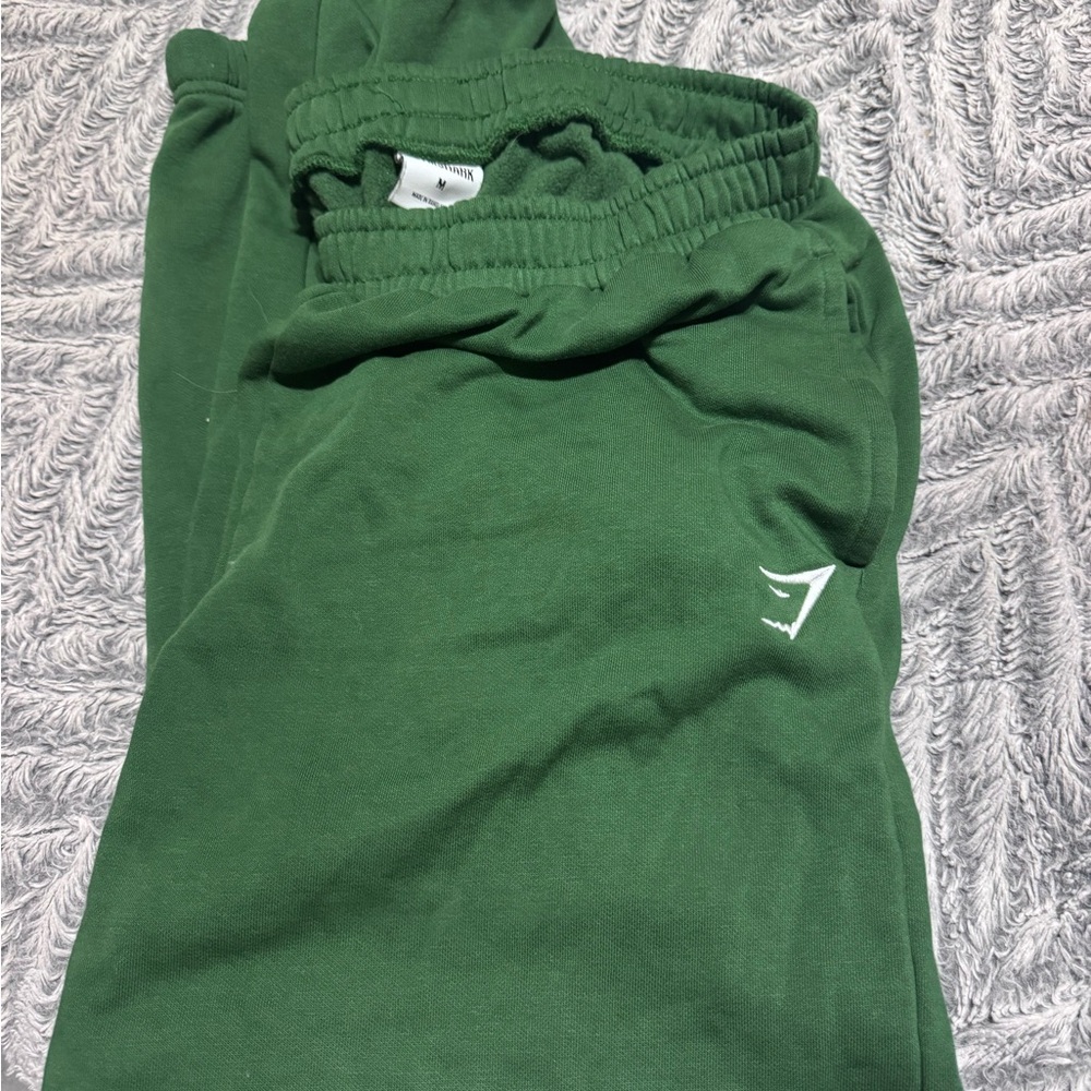 Women’s gymshark training joggers 💚